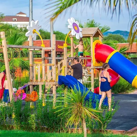 Eftalia Village 5* Konaklı